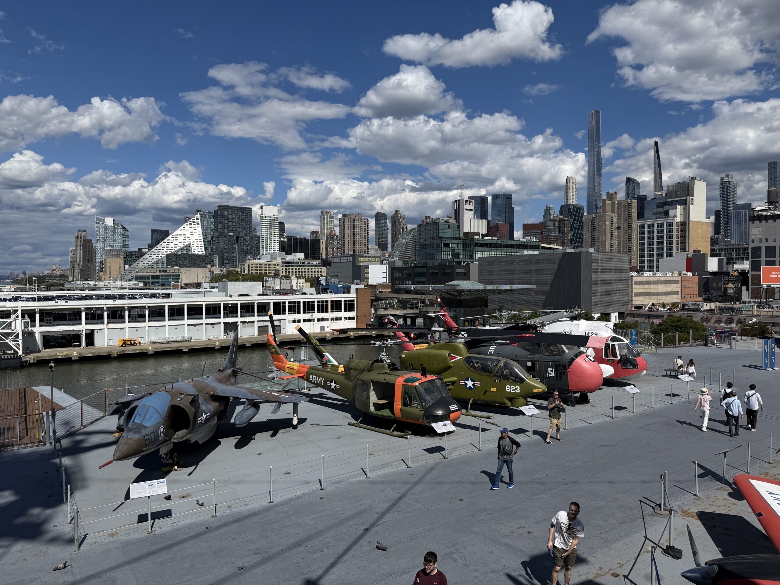 航空母艦Interpid